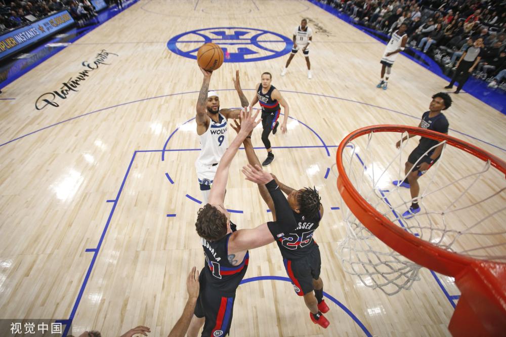 让球员与球 让球员与球