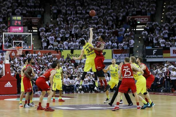 迪尔会作为 迪尔会作为