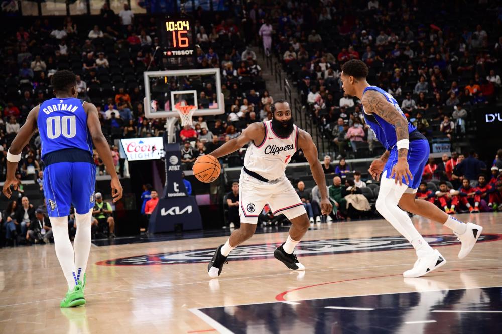 攻奠定了坚 攻奠定了坚