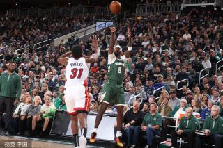 学角度看 学角度看